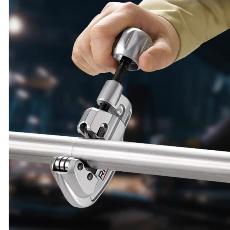 Coupe-tuyau en acier inoxydabl - Pipe Cutter Ratchet avis et prix